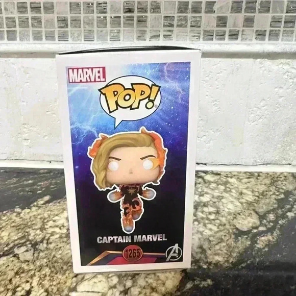 Funko Pop! Marvel The Marvels Captain Marvel Orange Figure - Picture 8 of 11